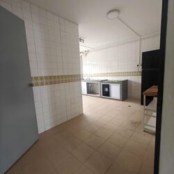 Blk 830 Jurong West Street 81 (Jurong West), HDB Executive #575057381